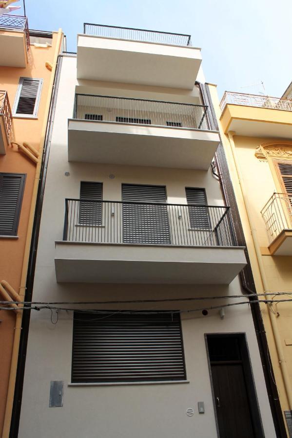 Case Carà 128, Appartamentini nel cuore di Bagheria, Piano Primo Exterior foto